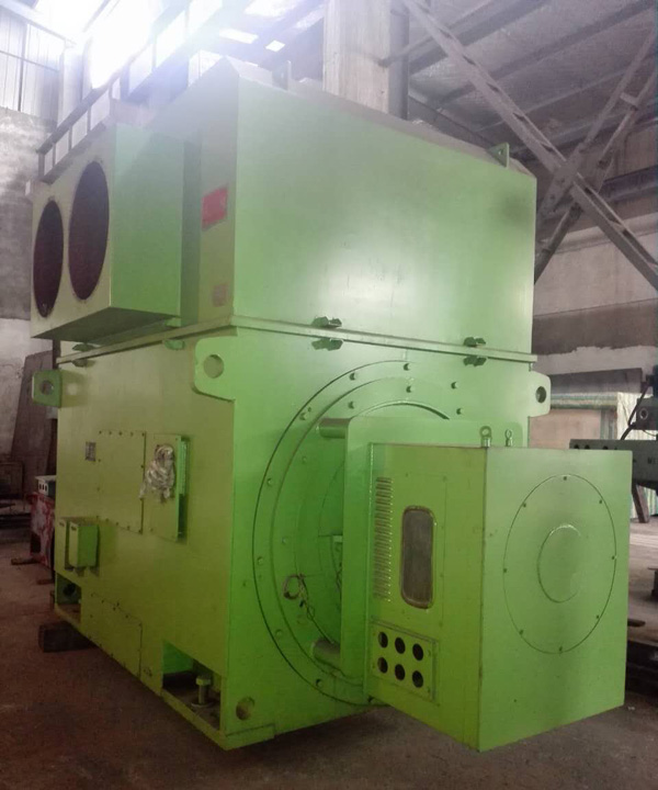 华新水泥YRKK900-6 4000KW 10KV绝缘处理，漏油改造